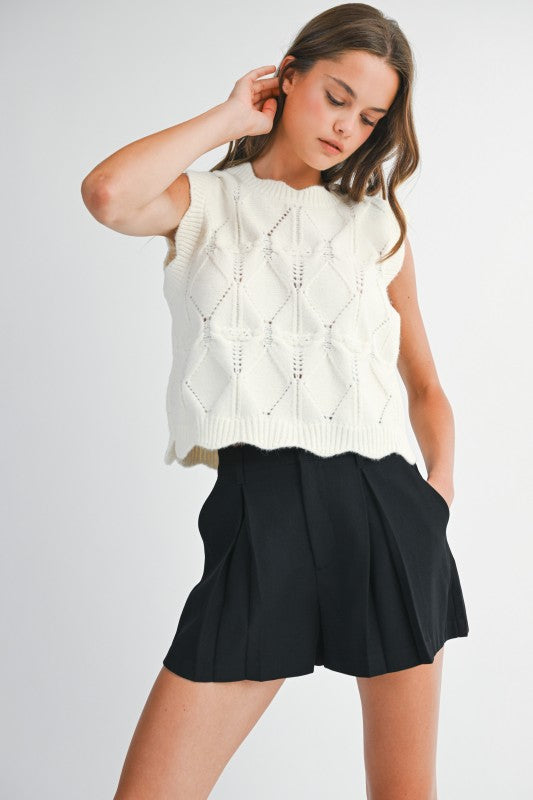 Cable Knit Scalloped Vest With Contrast Bow Tie