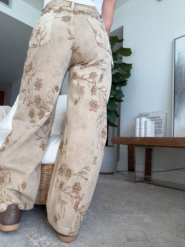 Vintage Floral Barrel Jeans