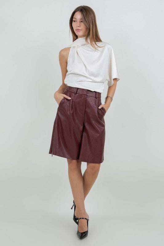 Metropolitan Leather Bermuda