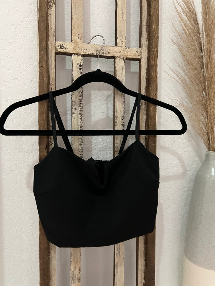 DOJA CROPTOP